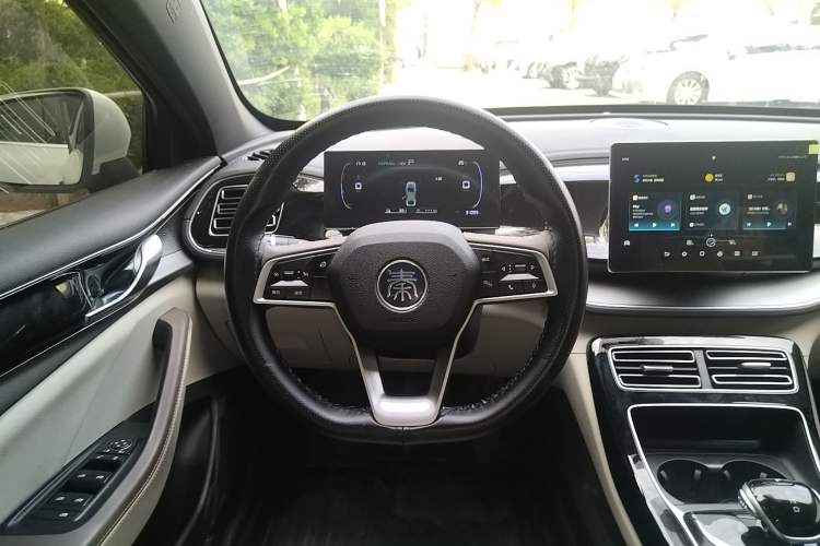 Used BYD Qin PLUS 2023 Champion Edition DM-i 120KM Leading Model Steering Wheel