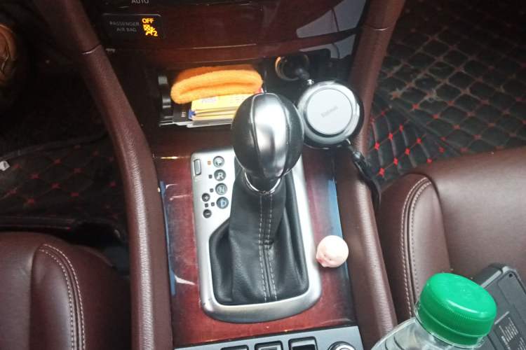 Used Infiniti QX50 2015 2.5L Luxury Edition Gear Lever