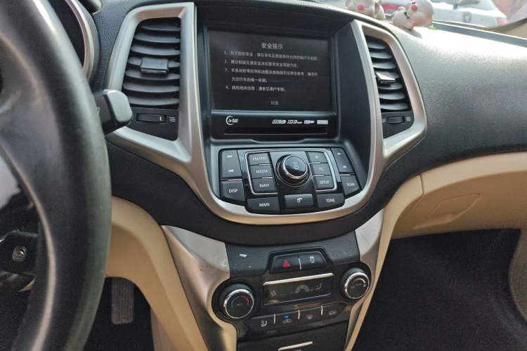 Used Changan Eado 2015 1.6L Manual Luxury Model China V Standard