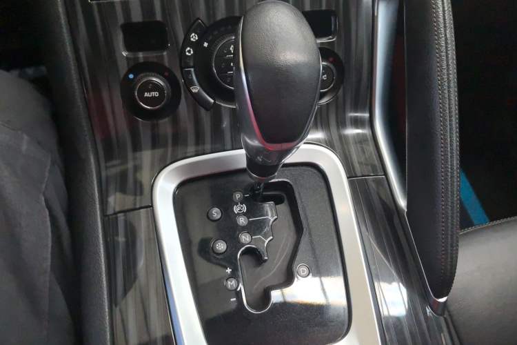 Used Peugeot 3008 2014 1.6THP Automatic Enjoyment Edition
