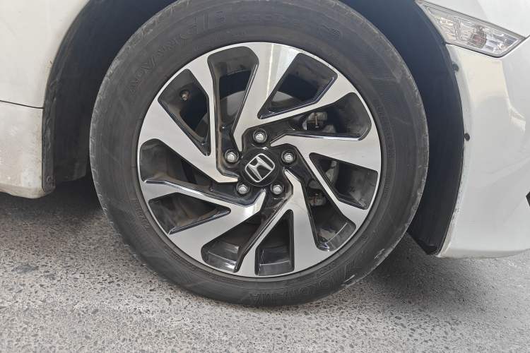 Used Honda Civic 2016 220TURBO CVT Luxury Edition