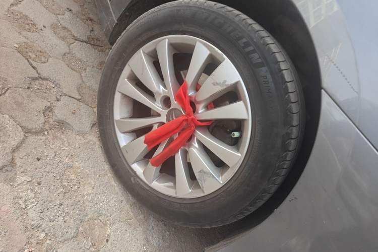 Used Citroen C-Quatre 2013 Sedan 1.6L Automatic Prestige Model Right Front Wheel Hub