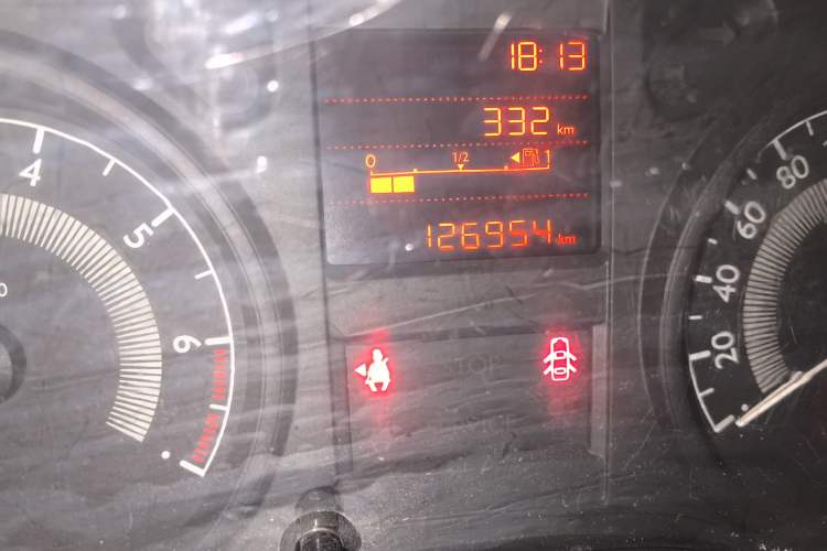 Used Peugeot 301 2014 1.6L Manual Comfort Edition Odometer Close Up