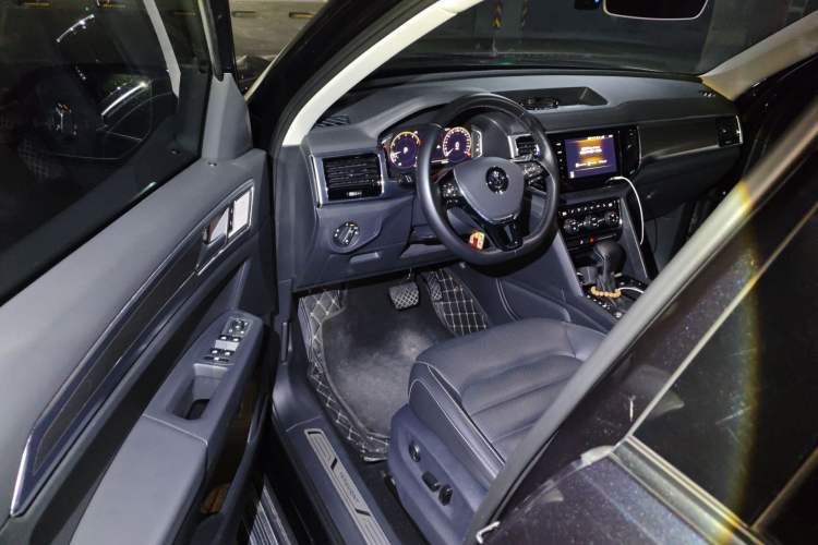 Used Volkswagen Teramont 2020 Revised Version 330TSI Two-Wheel Drive Luxury Edition