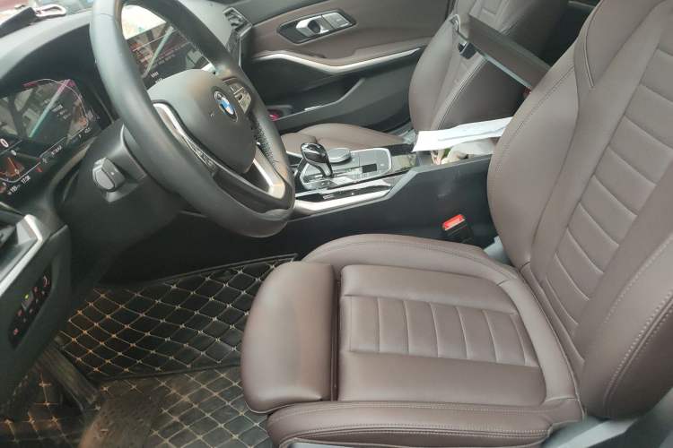 Used BMW 3 Series 2020 320i Sport Package
