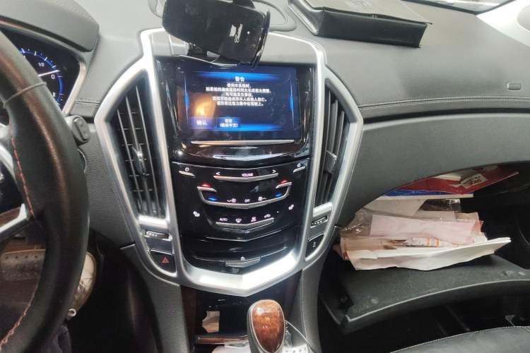 Used Cadillac SRX 2015 3.0L Elite Model