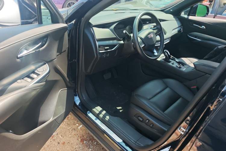 Used Cadillac XT4 2021 28T Two-Wheel Drive Leading Version Driver Seat