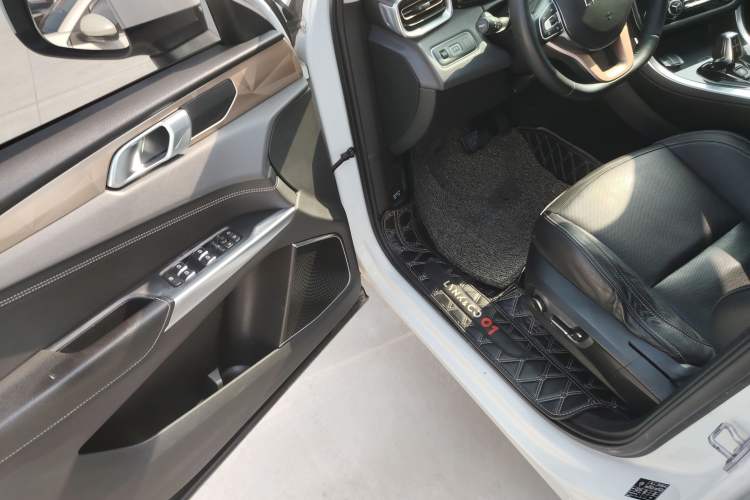 Used Lynk & Co 01 2017 2.0T Two-Wheel Drive Pro Edition
