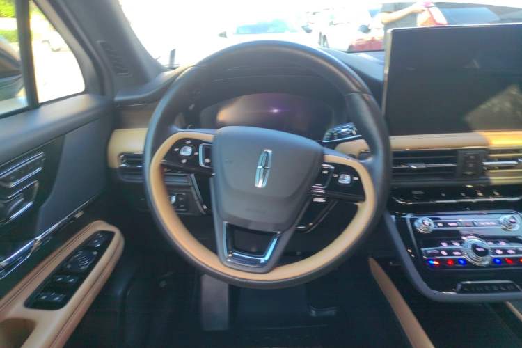 Used Lincoln Corsair 2022 2.0T Two-Wheel Drive Luxury Edition