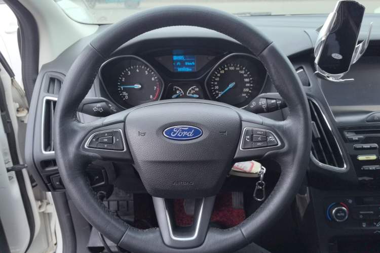 Used Ford Focus 2015 Sedan 1.6L Automatic Trend Model