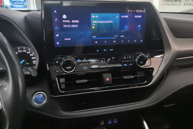 Used Toyota Highlander 2022 Dual-Engine 2.5L Four-Wheel Drive Prestige Version 7 Seats
