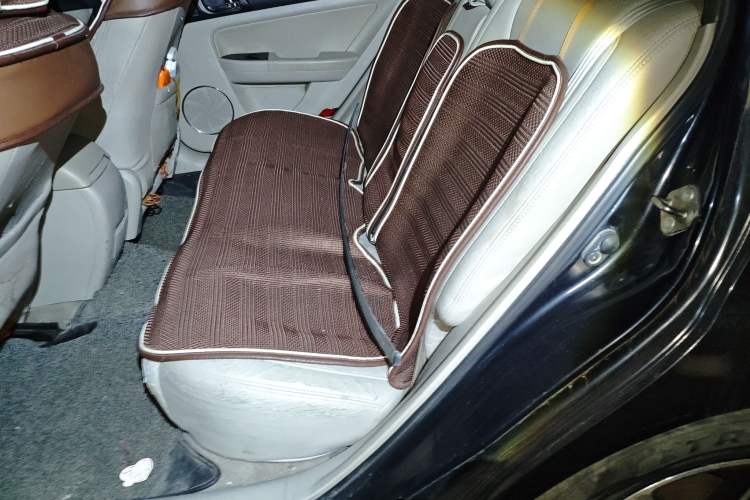 Used Bestune B50 2013 1.6L manual Comfort trim level
