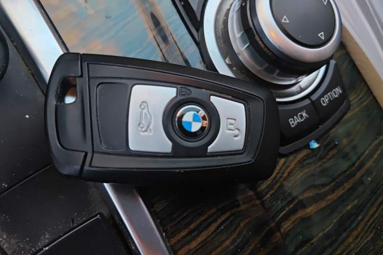 Used BMW X3 2013 Revised xDrive28i Luxury Edition Vehicle Key