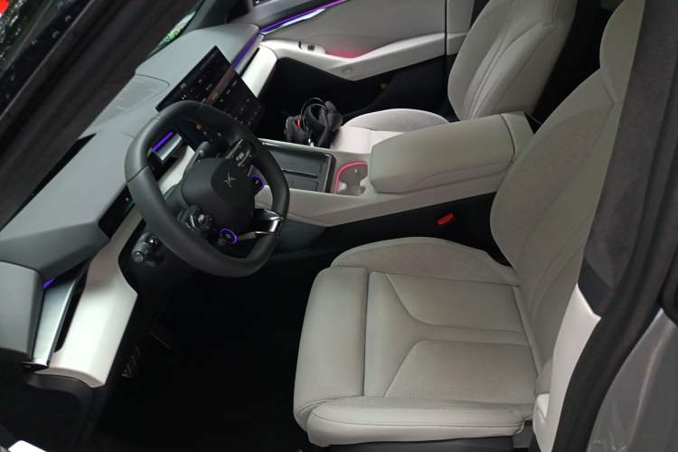 Used XPeng P7 2025 Model—702 Long Range Ultra