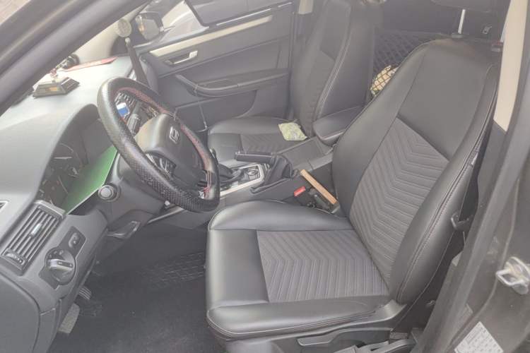 Used Qoros 3 2016 Hatchback 1.6T Automatic ZhiKu Model Left Front Seat