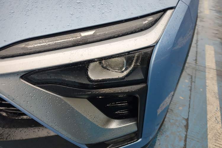 Used Nio ES8 2018 355 km Base Version 7-Seater Edition