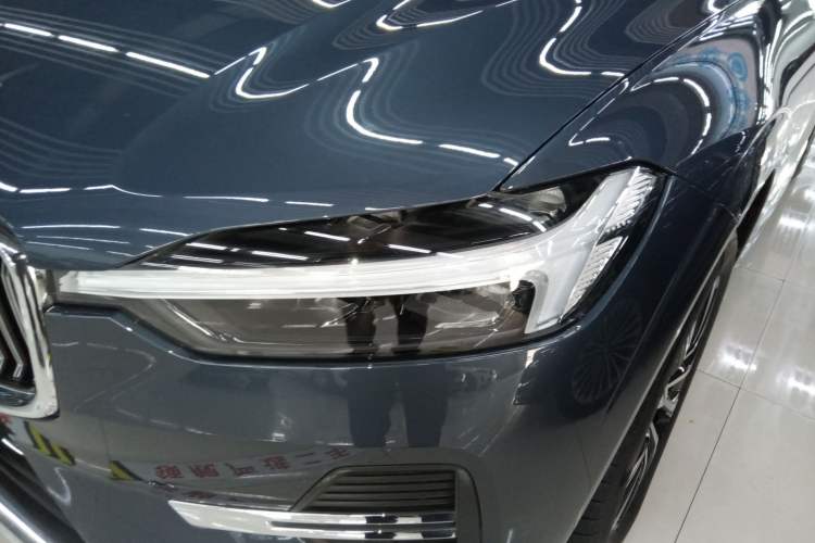 Used Volvo XC60 2024 B5 4x4 Smart Luxury Edition