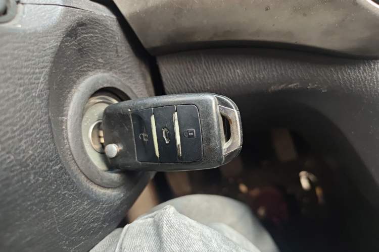 Used CHANGAN KAICHENG Oushang A600 2016 1.5L Manual Luxury 7-Seater Vehicle Key