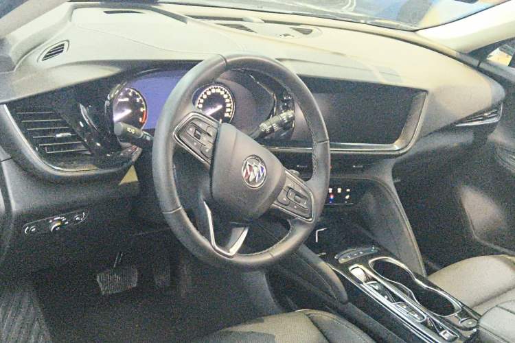 Used Buick Envision 2023 Encore Plus 652T Five-Seat All-Wheel-Drive Luxury Model