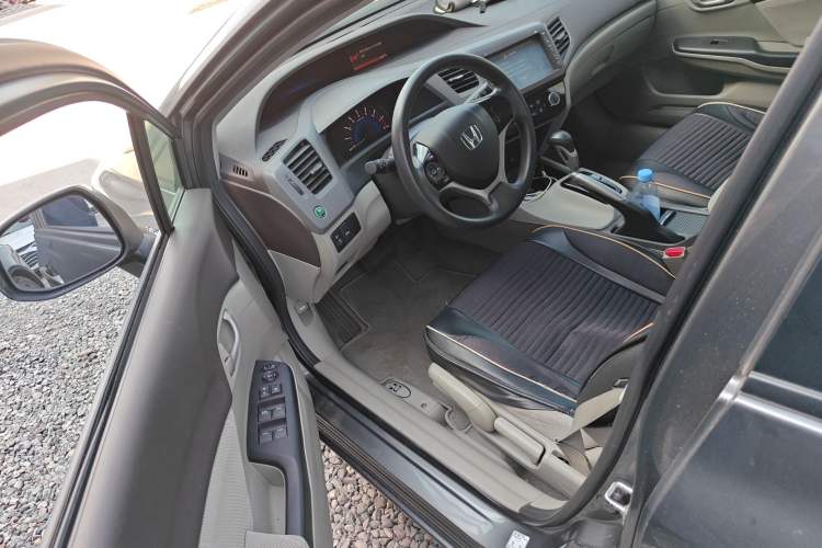 Used Honda Civic 2013 10th Anniversary 1.8L Automatic Comfort Version
