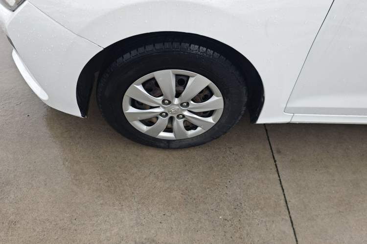 Used Hyundai Verna (older generation) 2017 1.4L Manual Refreshed Version China V Standard Exterior 4