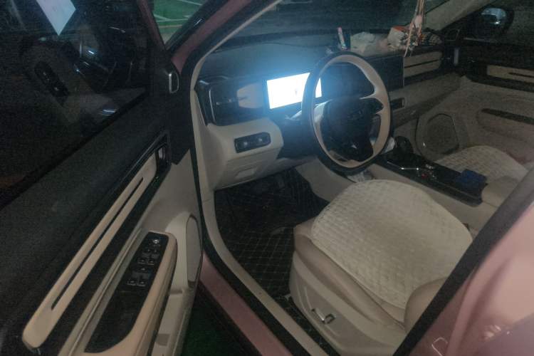 Used Geely Auto icon 2023 1.5TD Chocolate Smoothie Edition
