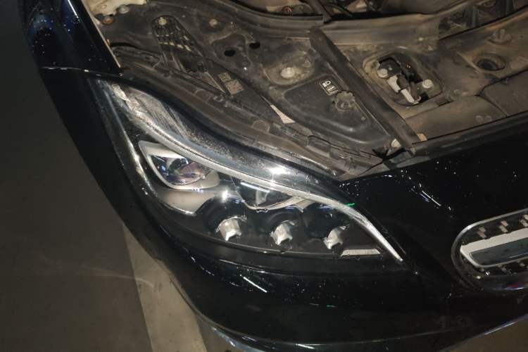 Used Mercedes-Benz CLS 2017 CLS 320 Elegant Edition Right Front Headlight