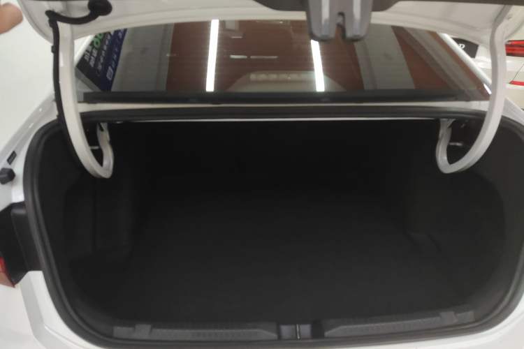 Used Volkswagen Lavida 2023 280TSI DSG Full-Comfort Edition Trunk