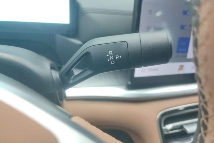 Used Geely Galaxy Galaxy A7 2025 Model EM-i 70km Luxury Edition