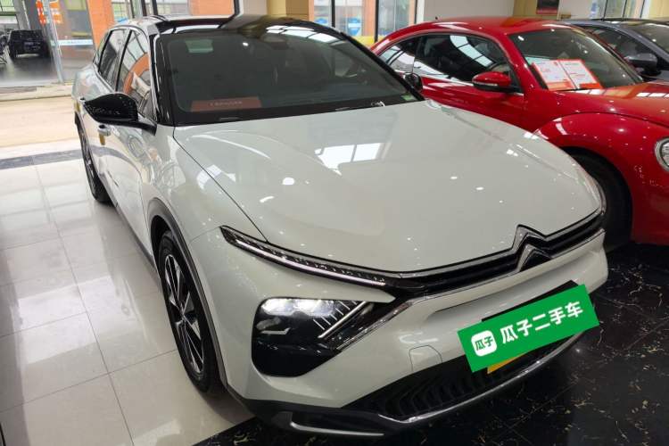 Used Citroen C5 X 2023 1.6T Enjoy the Extraordinary Front Right 45 Deg