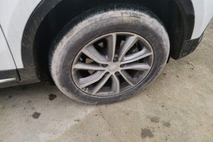 Used Geely Auto Emgrand X7 Sport 2020 1.8TD DCT Two-Wheel Drive Smart Connect 4G-Enabled Version