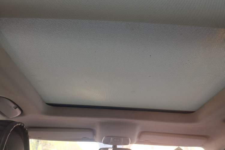 Used BAIC Off-Road BJ20 2016 1.5T CVT Luxury Model Headliner