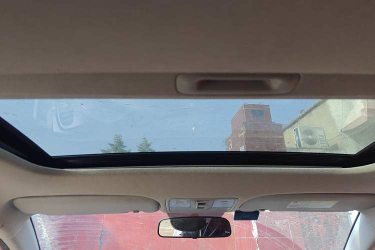 Used Kia K2 2017 Sedan 1.4L Manual Transmission 15th Anniversary Special Edition GLS
