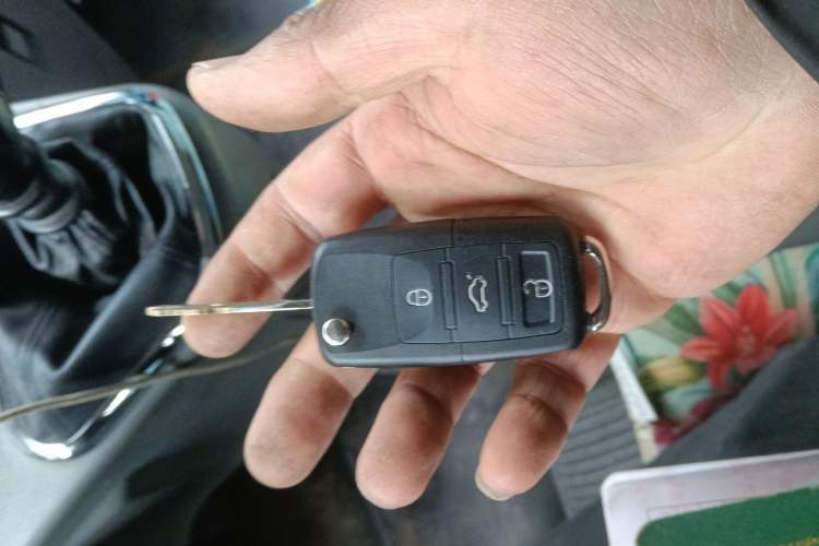 Used Foton Toano 2017 2.8T Facelifted E Van Long Wheelbase 4J28TC3