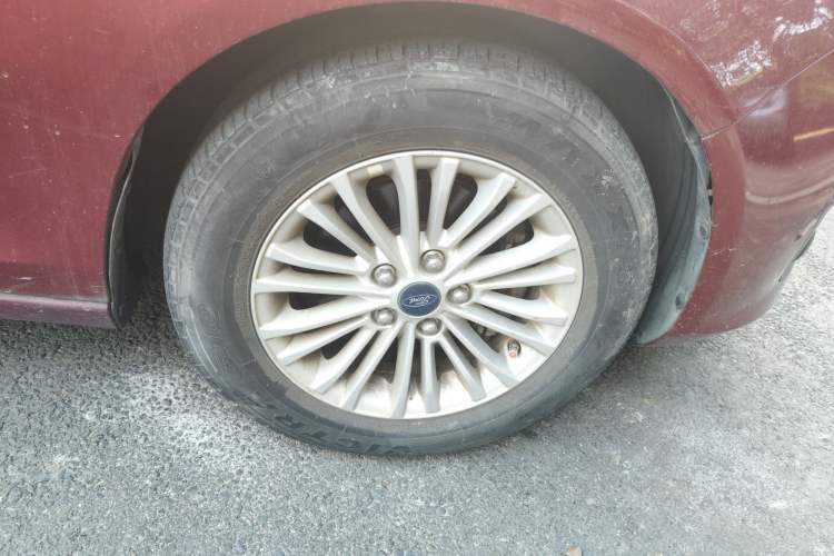 Used Ford Escort 2015 1.5L Manual Comfort Model