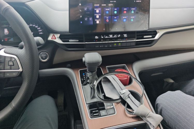 Used Toyota SIENNA 2024 2.5L Hybrid Comfort Edition Audio And AC Panel