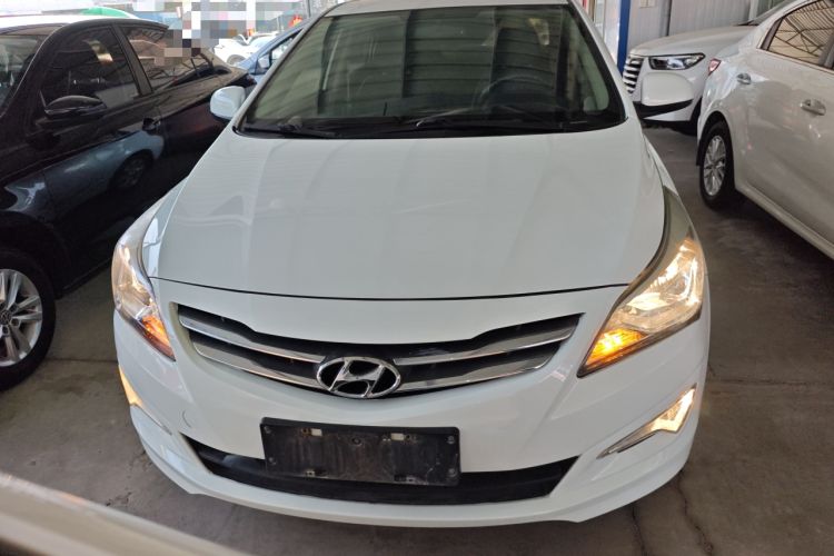 Used Hyundai Verna (older generation) 2014 1.4L Manual Smart GLS Trim Front