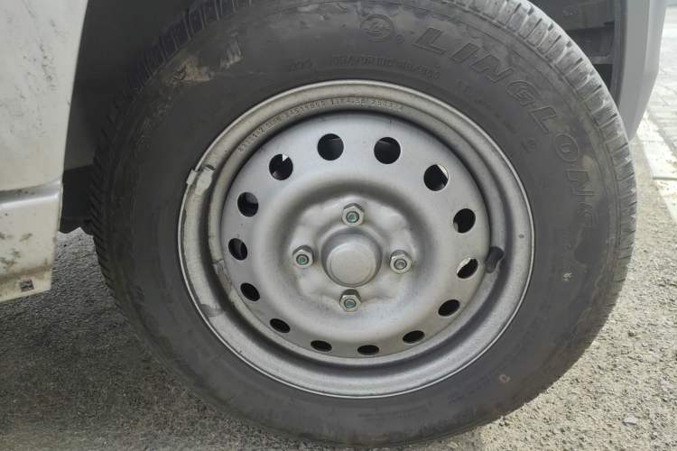 Used Wuling Zhiguang 2023 1.5L Practical Version 5/7 Seats
