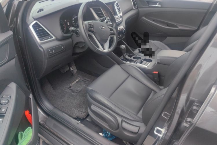 Used Hyundai Tucson 2015 1.6T Dual-Clutch Two-Wheel-Drive Smart Model Driver Seat