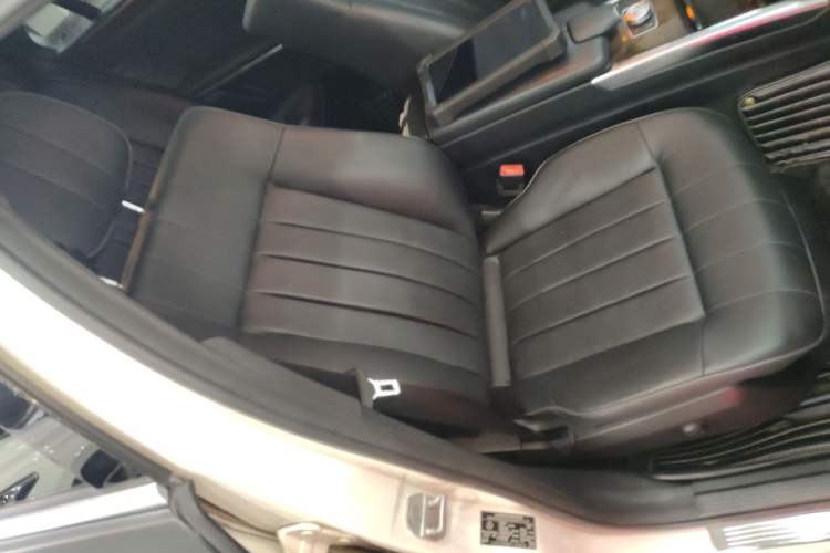 Used Mercedes-Benz E-Class 2015 E 200 L
