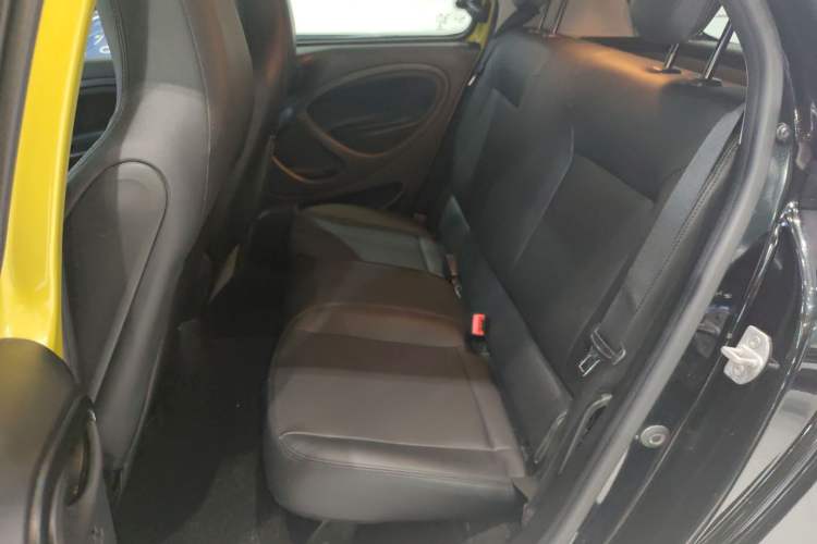 Used smart forfour 2016 1.0L 52 kW Dynamic Edition