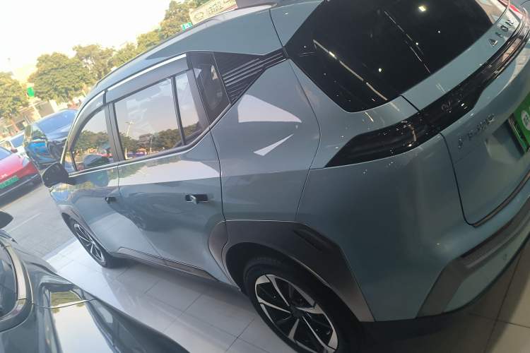 Used AION Y 2023 Plus 510 Smart Edition
