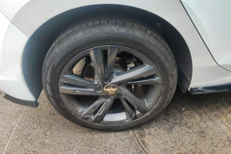 Used Volkswagen Golf 2023 Facelift 280TSI DSG R-Line Lite