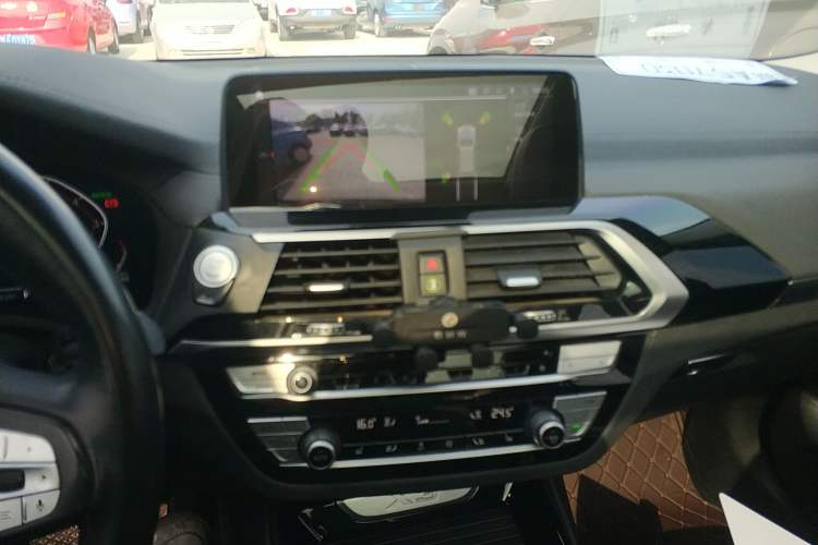 Used BMW X3 2021 xDrive25i Luxury Package Audio And AC Panel