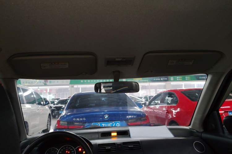 Used Suzuki Swift 2015 1.5L Automatic Limited Edition
