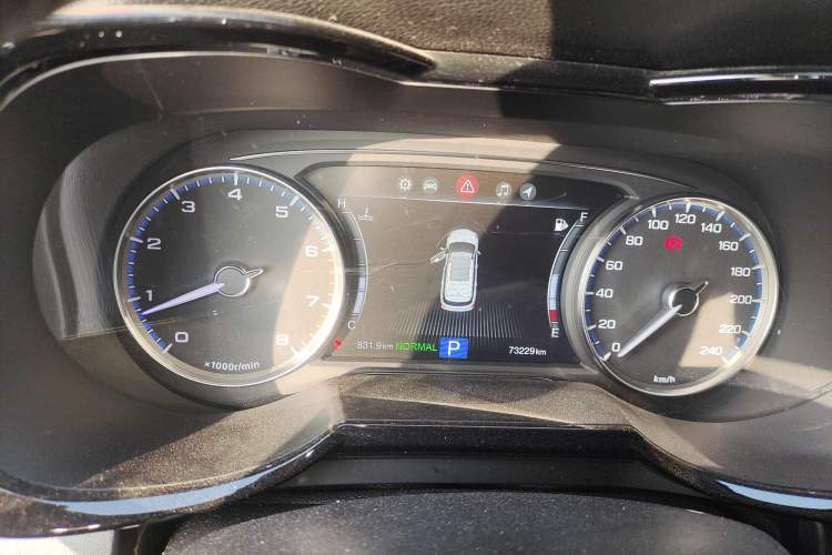 Used GAC Trumpchi GS7 2017 320T Two-Wheel-Drive Luxury Smart Connectivity Model