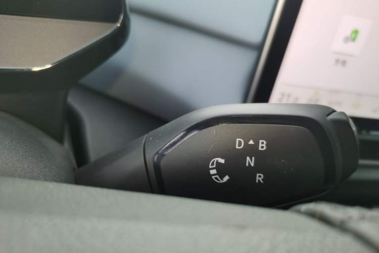 Used Volkswagen ID.4 X 2025 Smart Version Pure & Intelligent Enjoyment Edition
