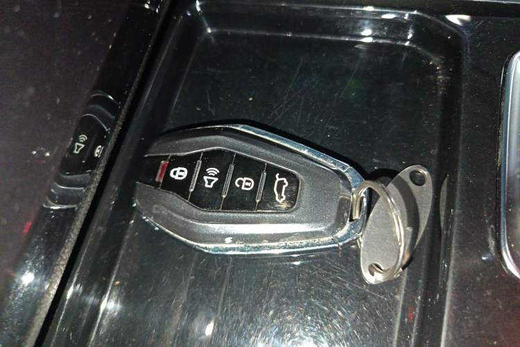 Used JETOUR X90 2019 1.6T DCT Luxury Touring Edition 5 Seats China VI Standard