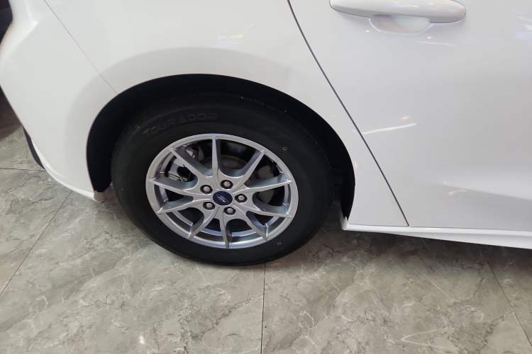 Used Ford Focus 2021 Hatchback EcoBoost 180 Automatic Titanium Edition