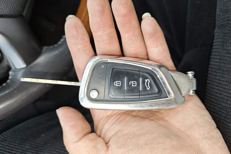Used Buick Enclave 2010 3.6L Flagship Edition Vehicle Key